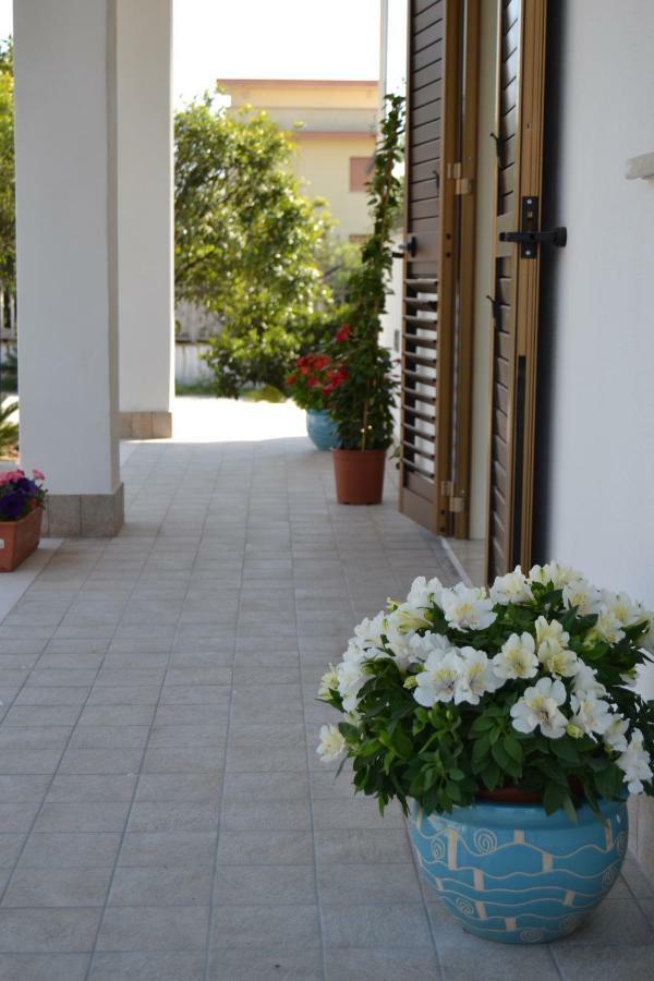 Guesthouse Holiday Formia Beach Eksteriør billede